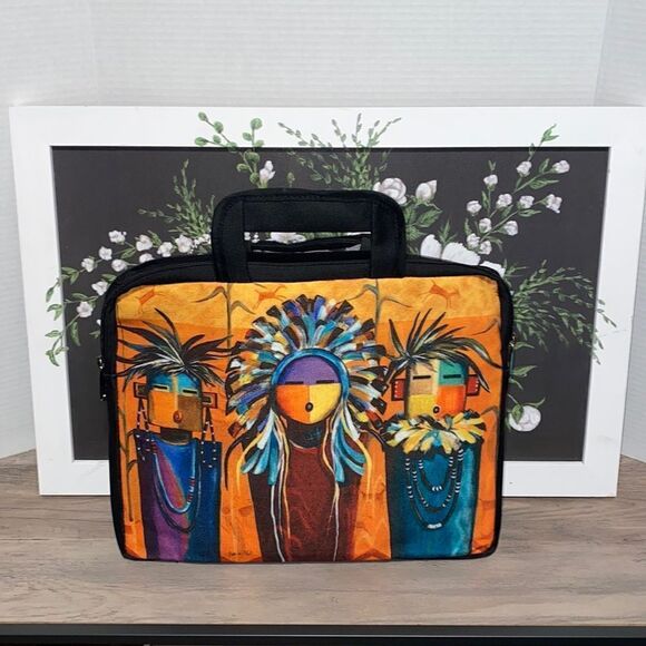 Native Style Print Small Laptop Bag - Picture 1 of 4